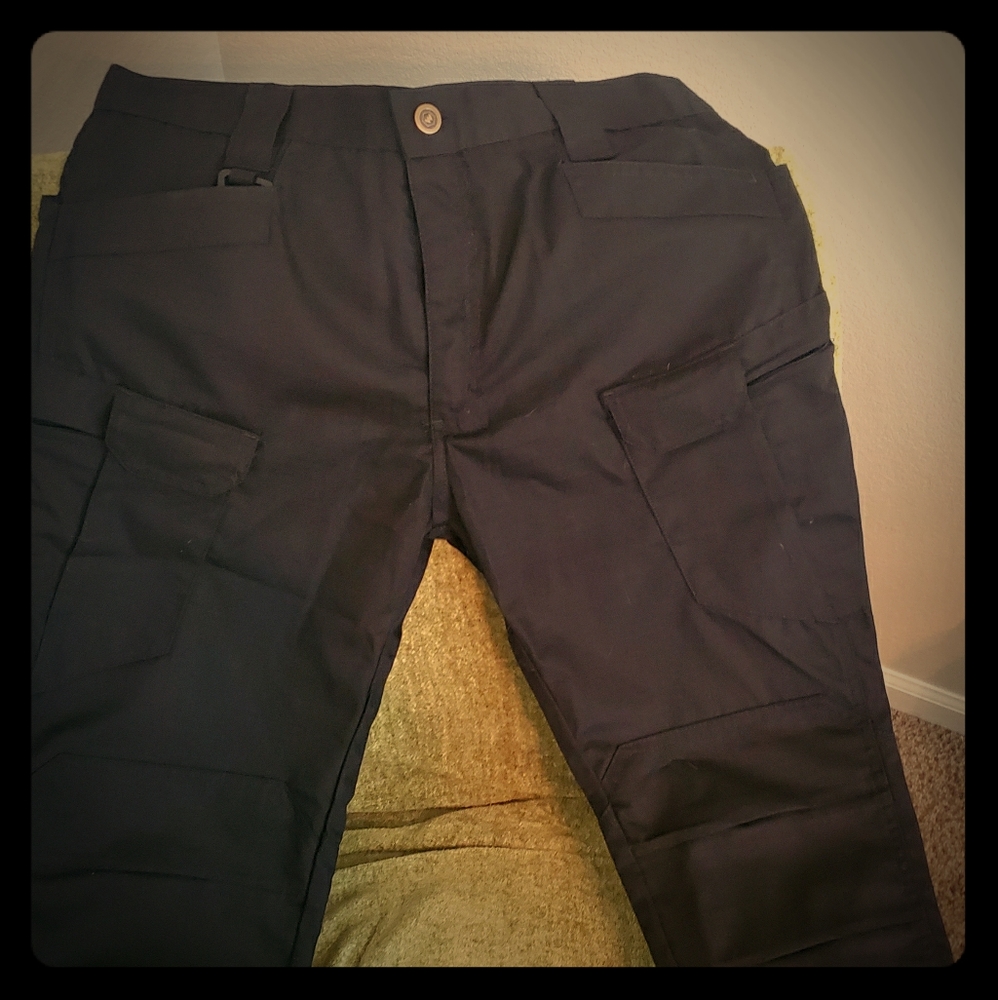 Unisex black tactical pants - Size Medium